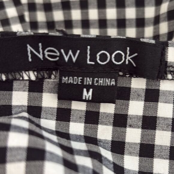 New Look Black White Checkered Off Shoulder Mini Dress Ruffled Hem Skull Detail - Picture 5 of 6